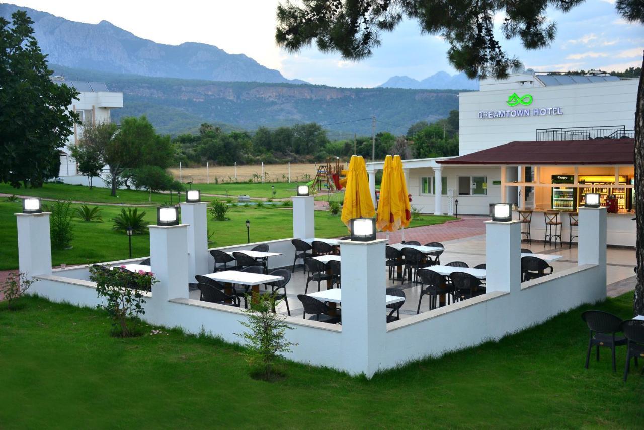 Hotel Dream Town Hotel&restaurant 3*