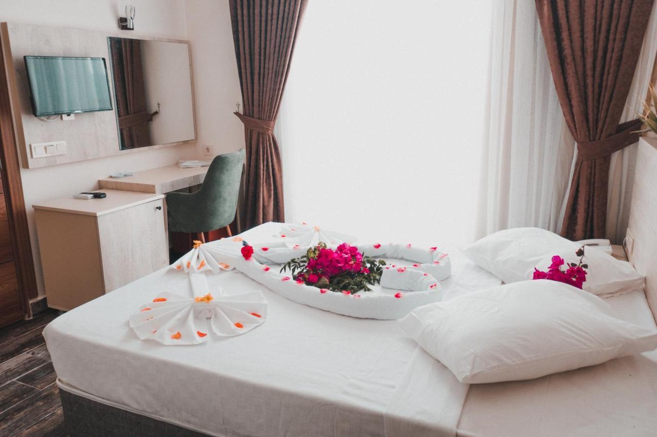 Готель Dream Town Hotel&restaurant