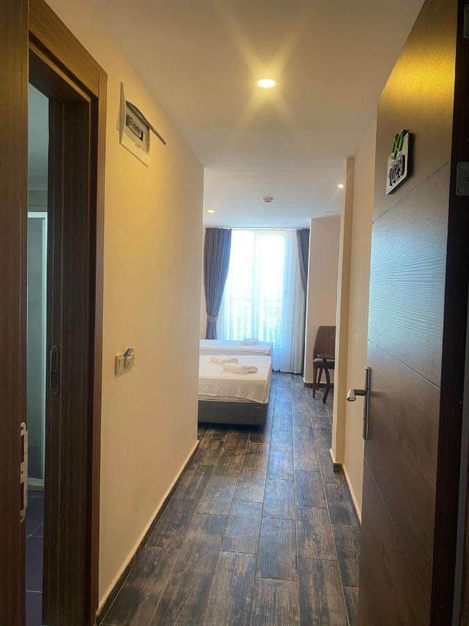 Готель Dream Town Hotel&restaurant 3*