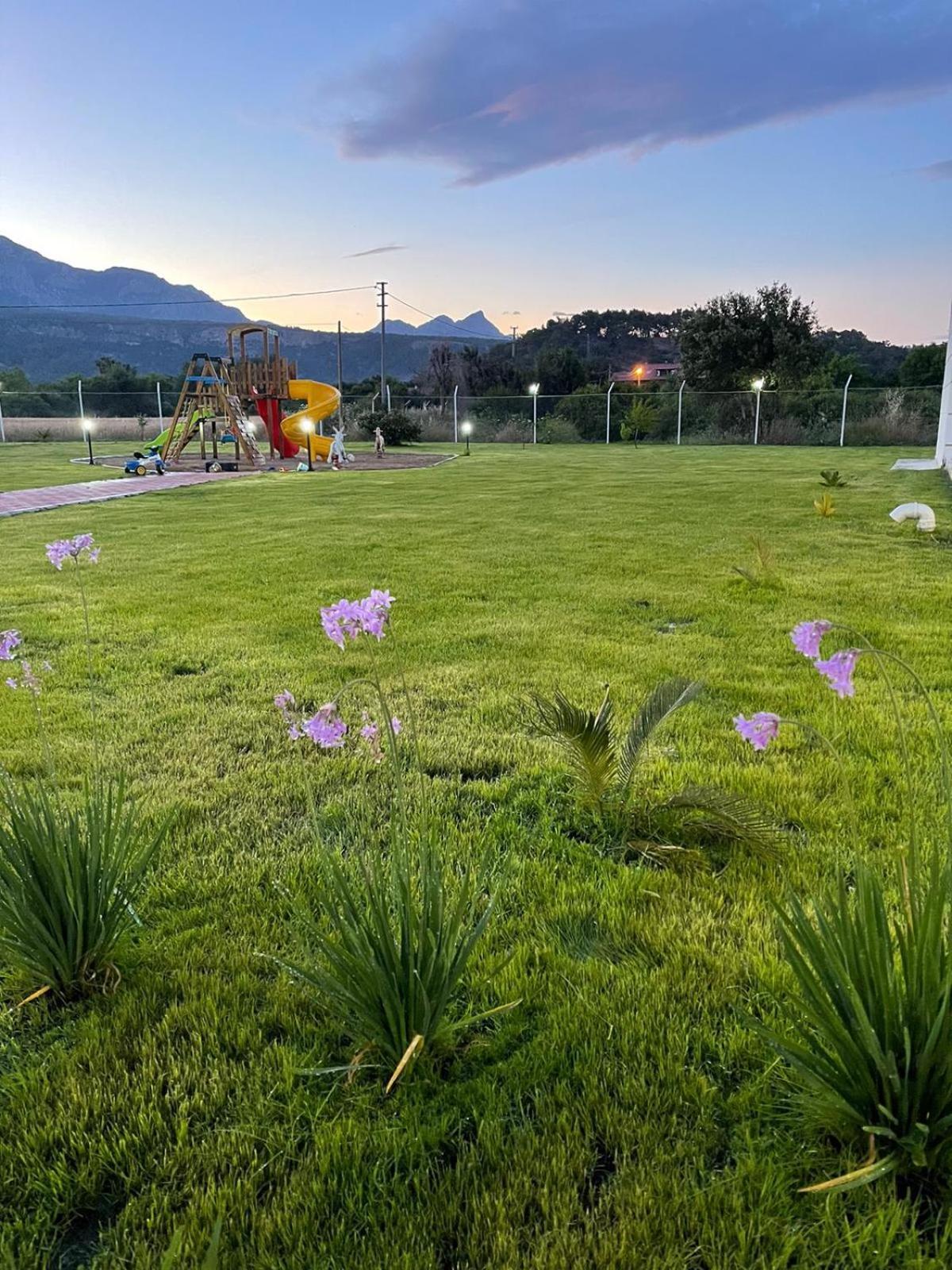 Dream Town Hotel&restaurant Готель